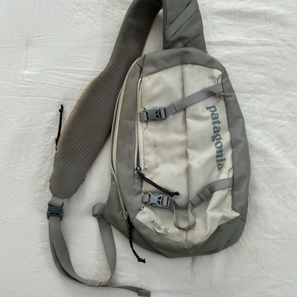 Patagonia Atom Sling Bag - White and Gray